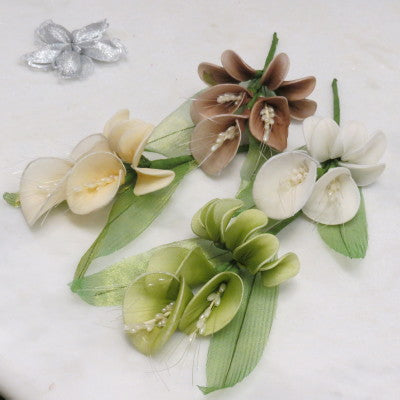 Floral Accent Calla Lilly Boquet