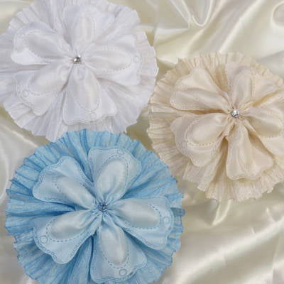 CRF Quadrifogolio Crystal with Pleated Ruffle
