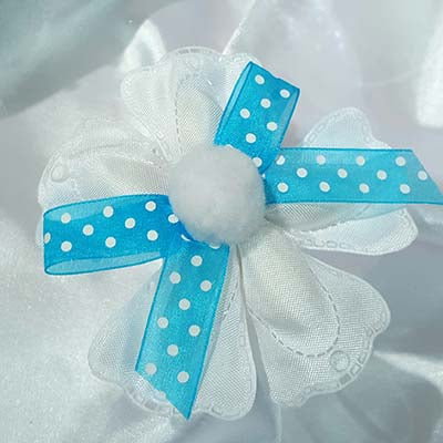 CRF Quadrifogolio Pom Pom with Polka Dot Organza Ribbon Bow